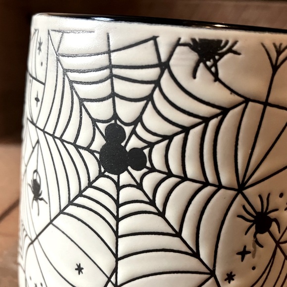 Large Disney Mickey Mouse Halloween spider web mug - new - Picture 5 of 7